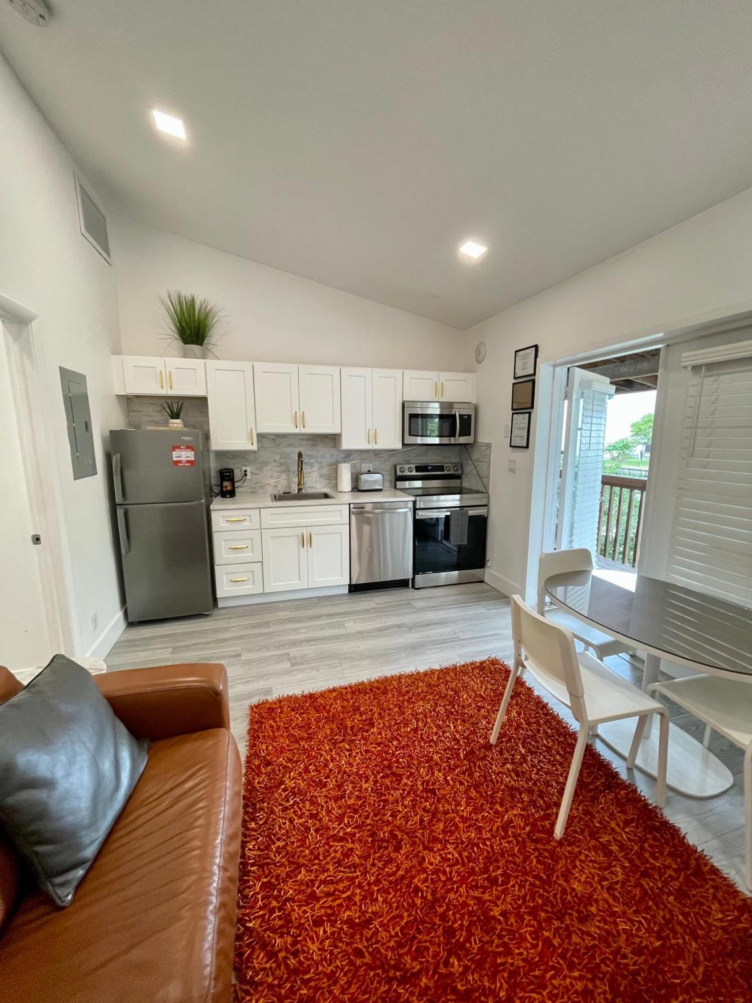 Modern Riverview Apartments Fort Lauderdale Eksteriør bilde