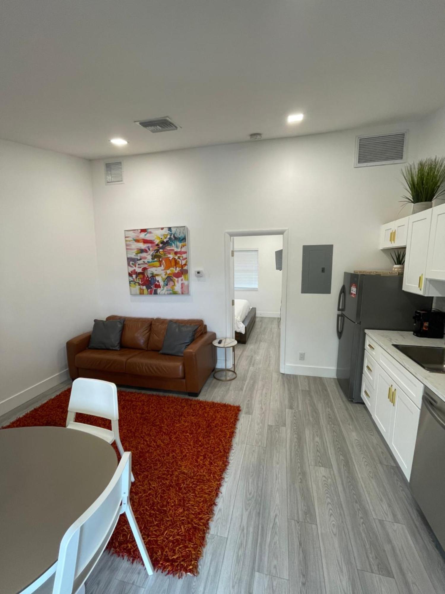 Modern Riverview Apartments Fort Lauderdale Eksteriør bilde